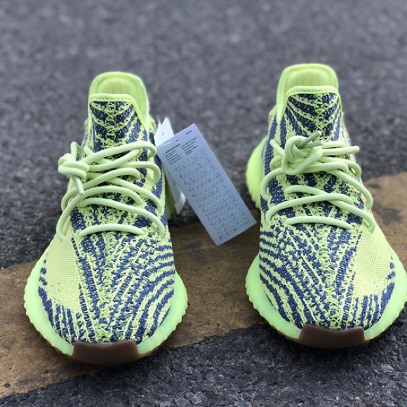 adidas Yeezy Boost 350 V2 Semi Frozen Yellow